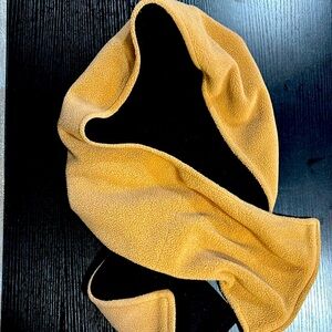 Orvis fleece hoodie scarf combo OSFA